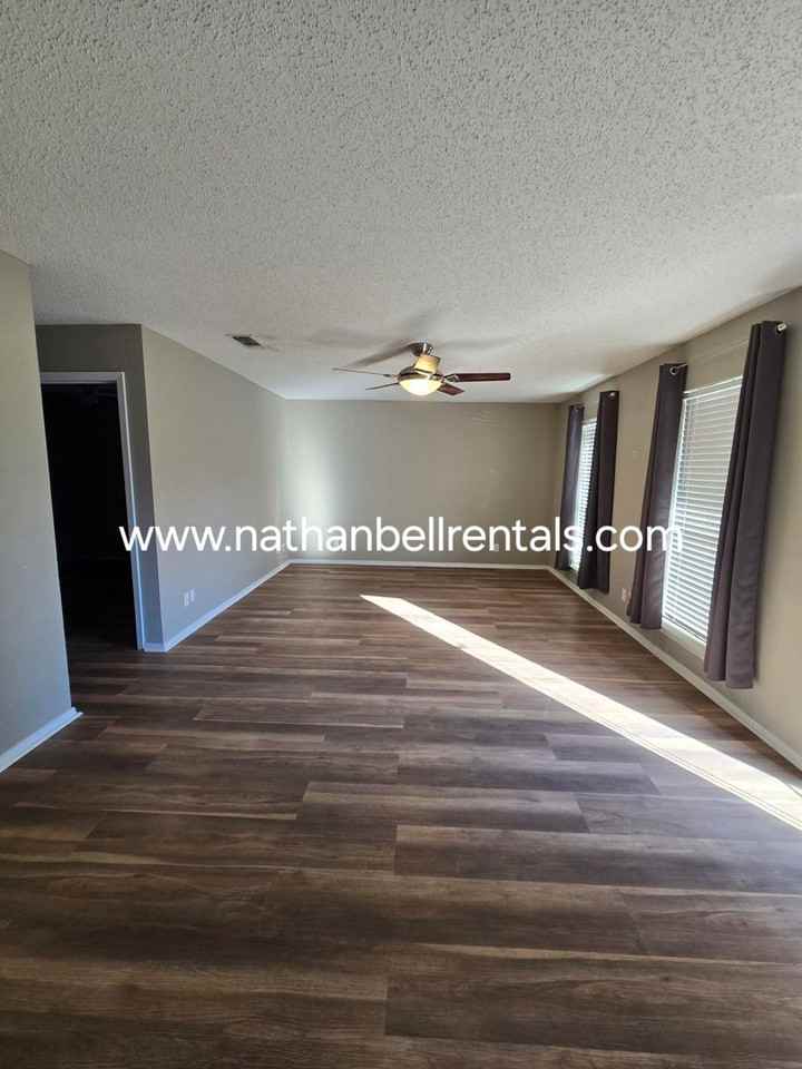 2140 40th St Se - Photo 4 of 13