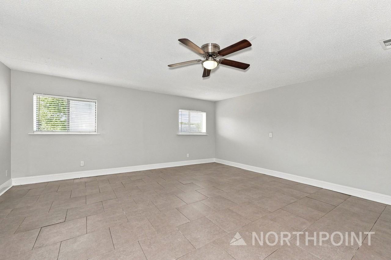 2616 Alamain Dr - Photo 7 of 15