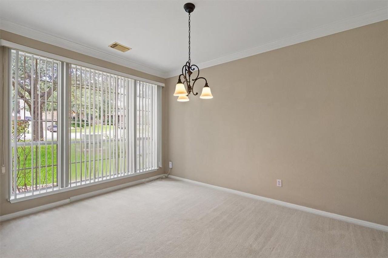 9013 Sautelle Ln - Photo 5 of 37