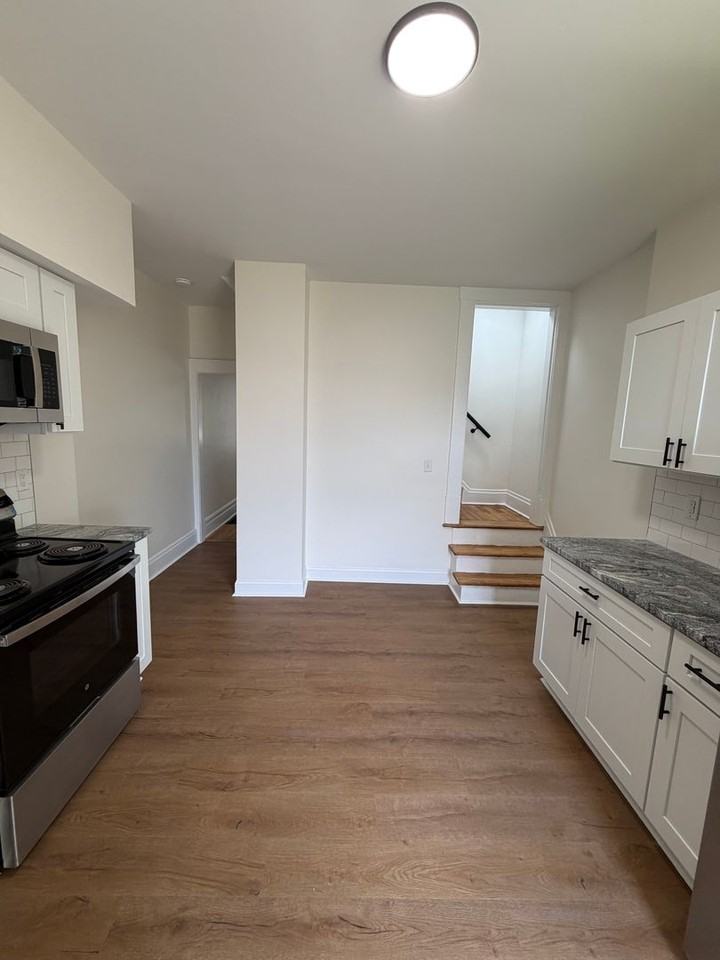 421 Hanford St - Photo 6 of 15