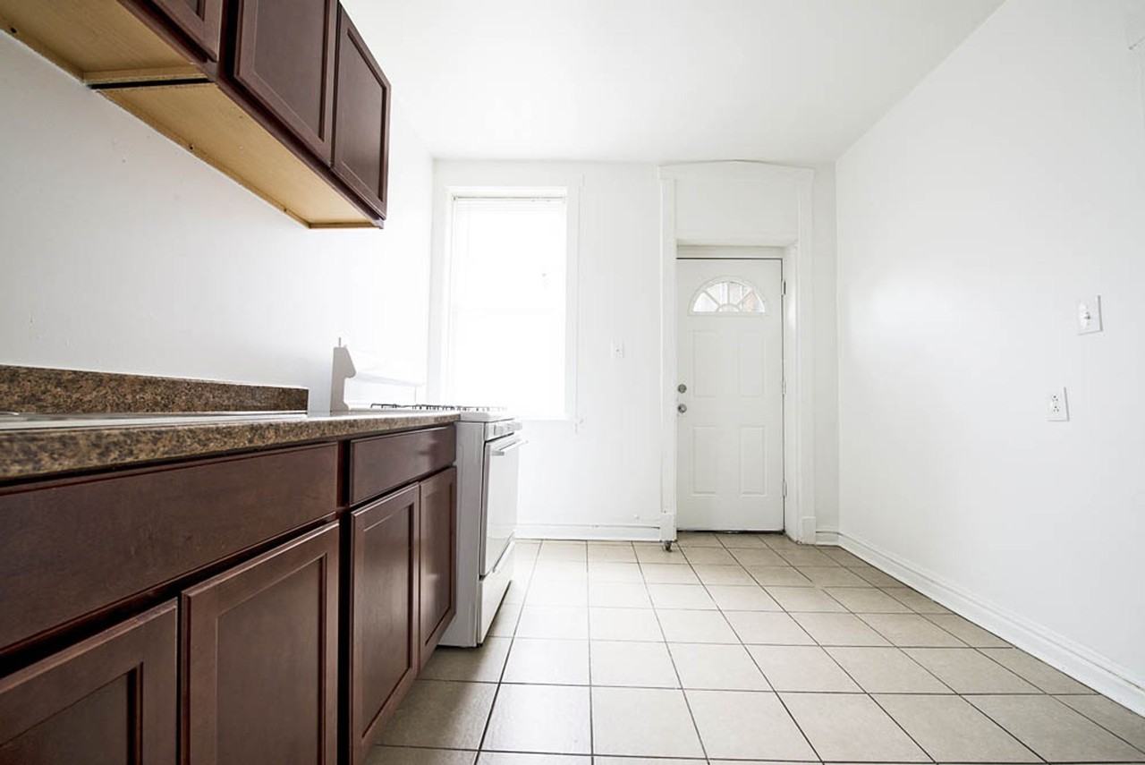 8001 S May - Photo 2 of 24