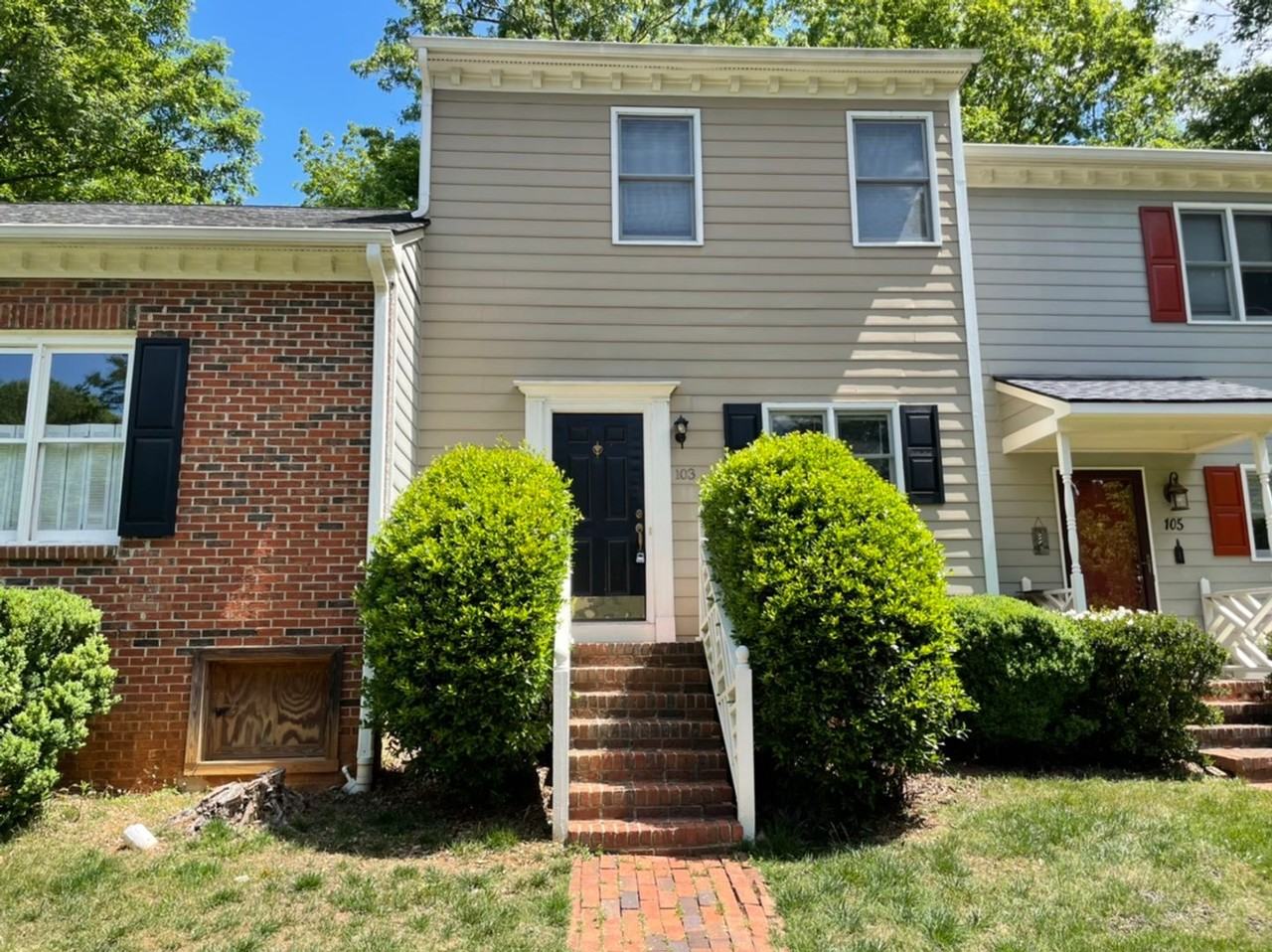 103 New Britain Ct - Photo 2 of 15