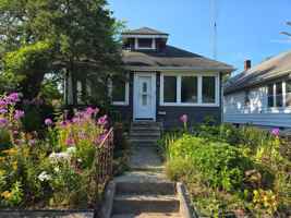 featured image of 2226 Roger St