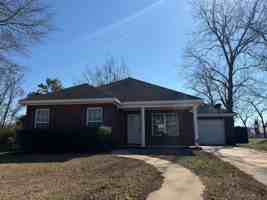 featured image of 511 W Watts St