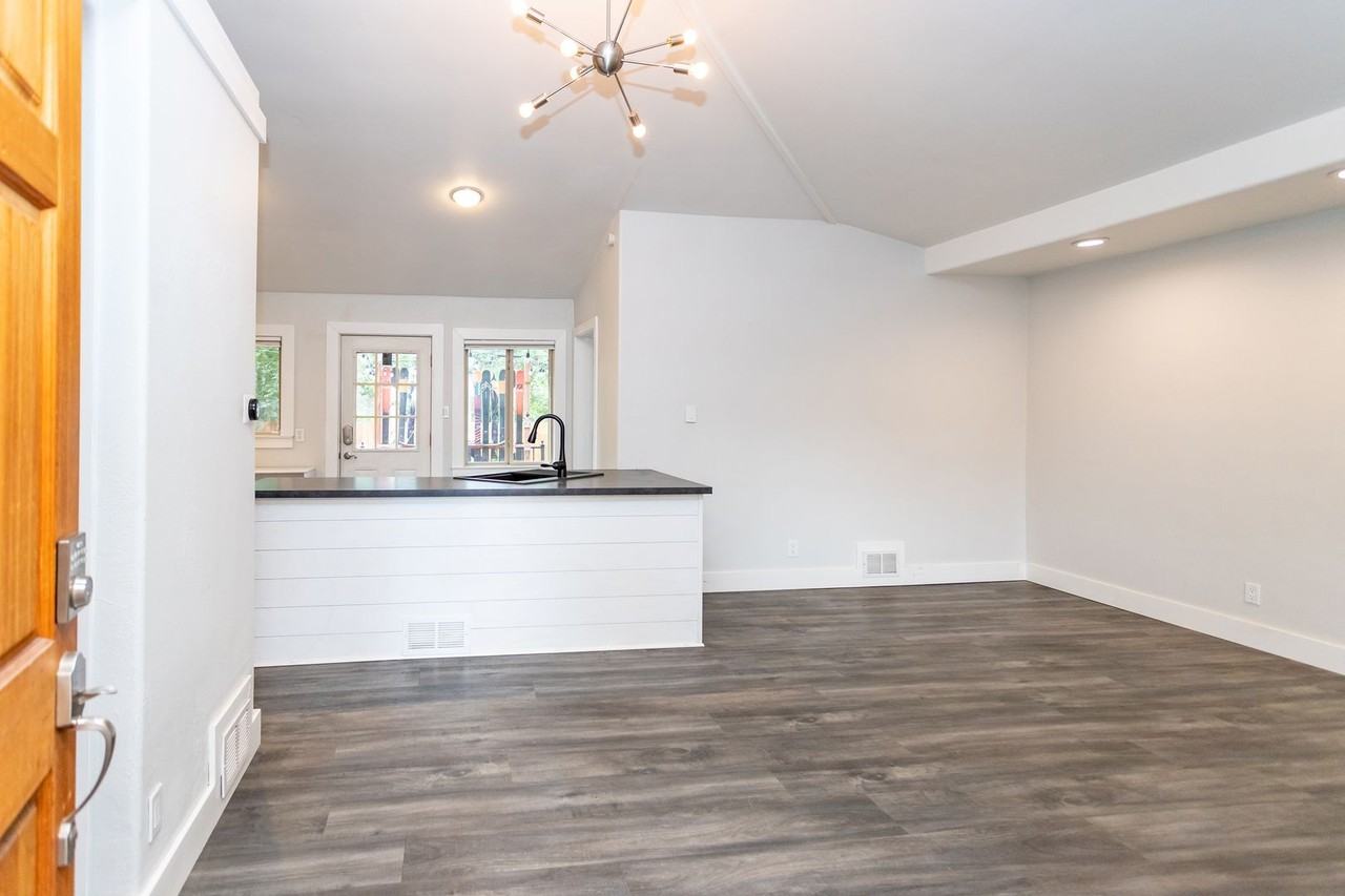 317 Laclede Ave - Photo 5 of 34