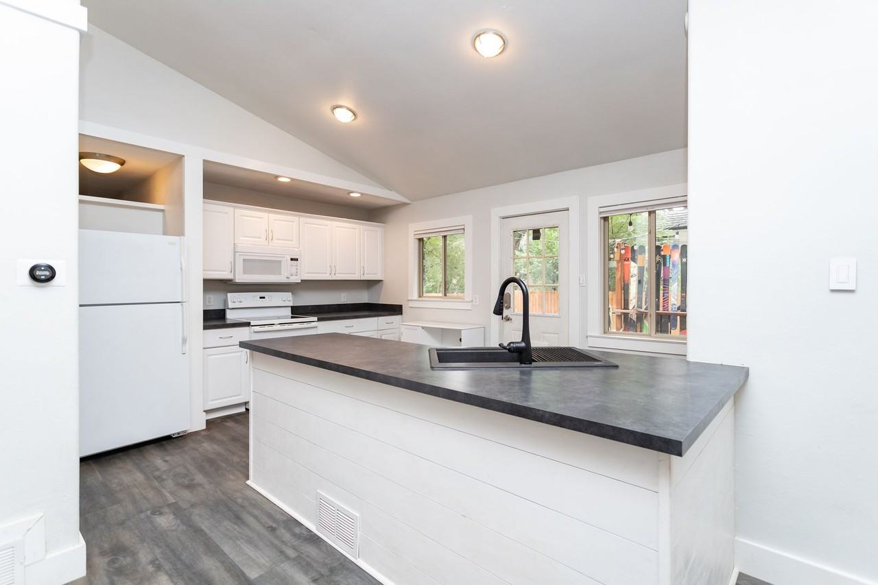 317 Laclede Ave - Photo 7 of 34