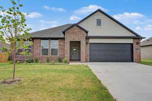 featured image of 407 W Taverner Xing