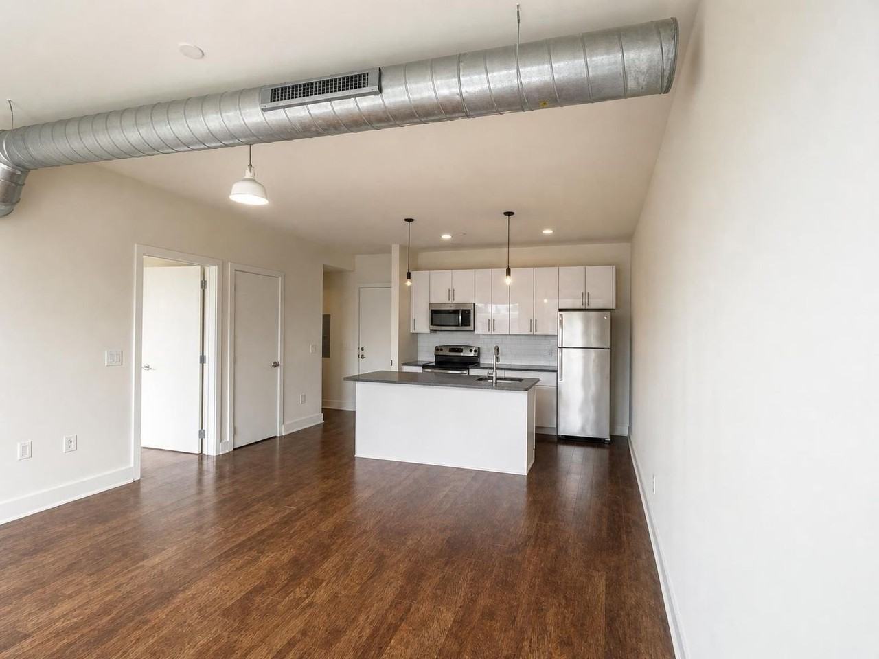 2617 W Girard Ave - Lease Only - Photo 5 of 36