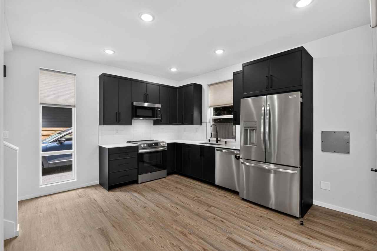 1472 21st Ave - Photo 2 of 34