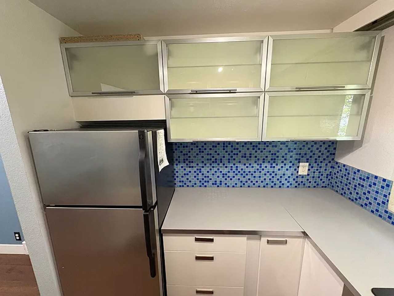 2416 S Elizabeth St #5 - Photo 7 of 23