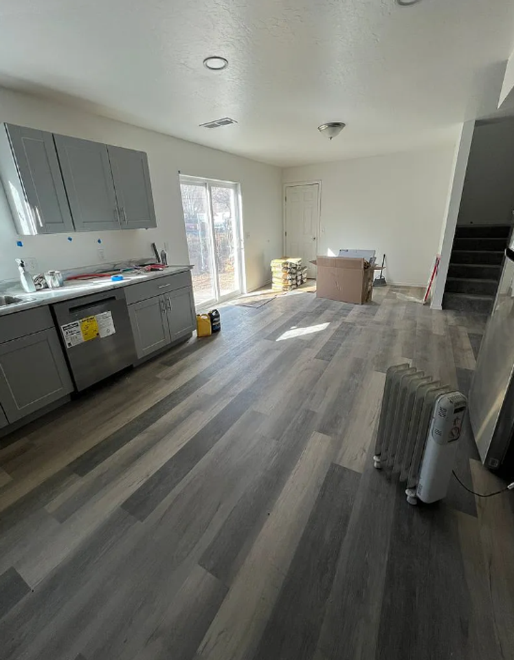 1621 N Center St #2 - Photo 4 of 11
