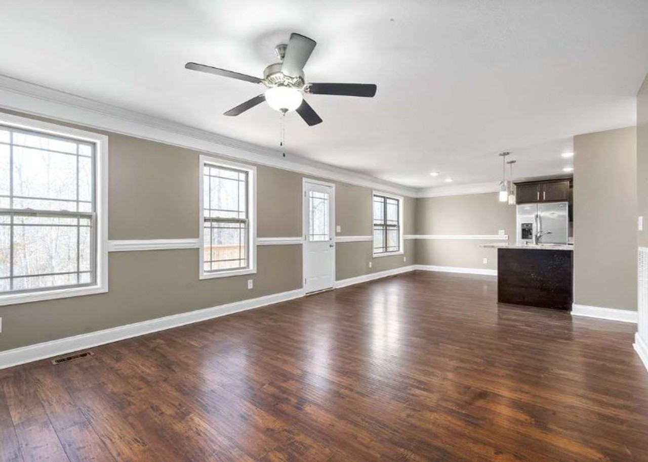 1103 Medallion Ct - Photo 5 of 16