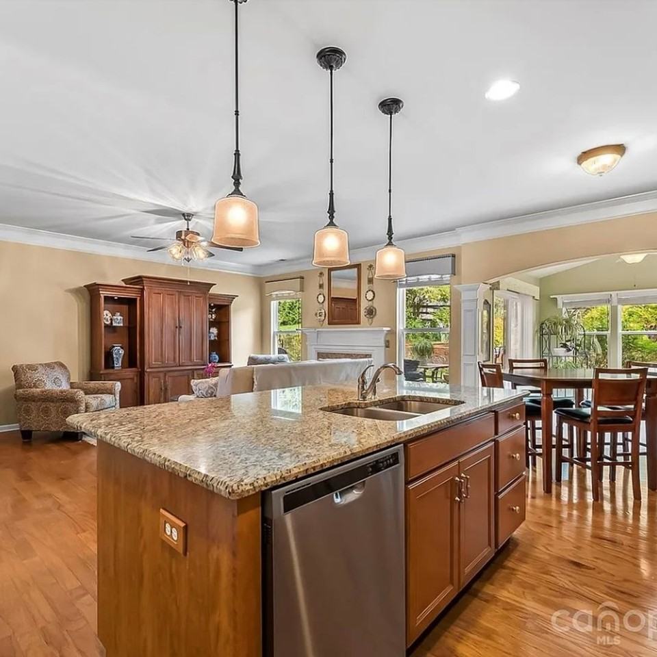 117 E Heart Pine Ln - Photo 4 of 26