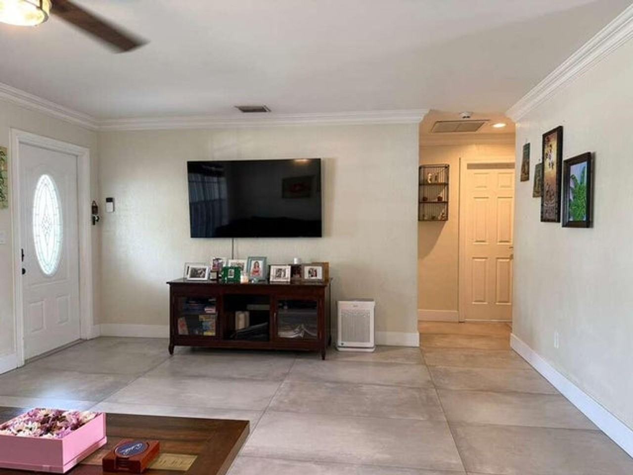 1520 Ne 35th St - Photo 3 of 11