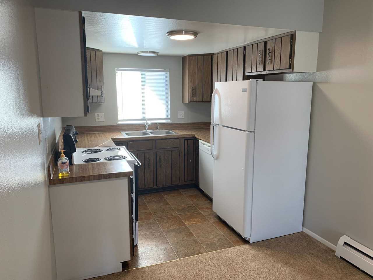 Regency Apartments 4705 - Photo 5 of 8