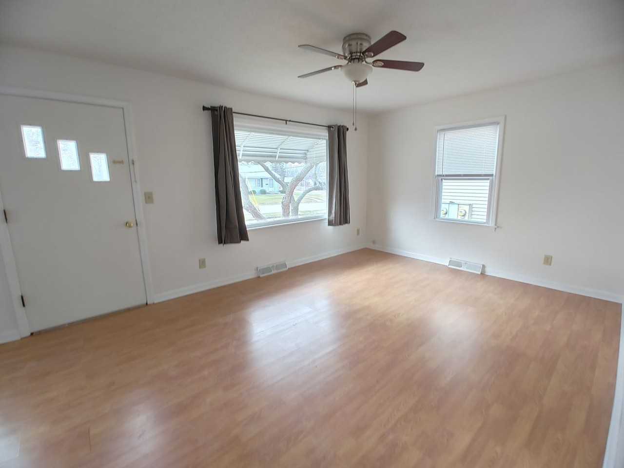 812 Osage St - Photo 2 of 13