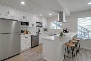 featured image of 1478 Hornblend St