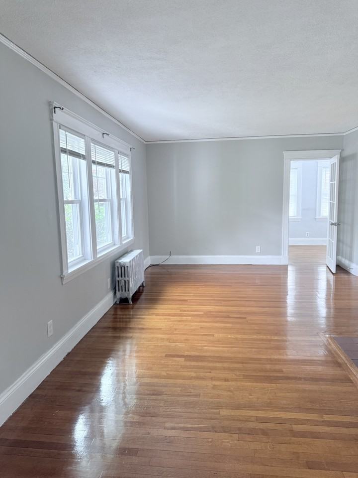 1639 Washington St - Photo 5 of 19