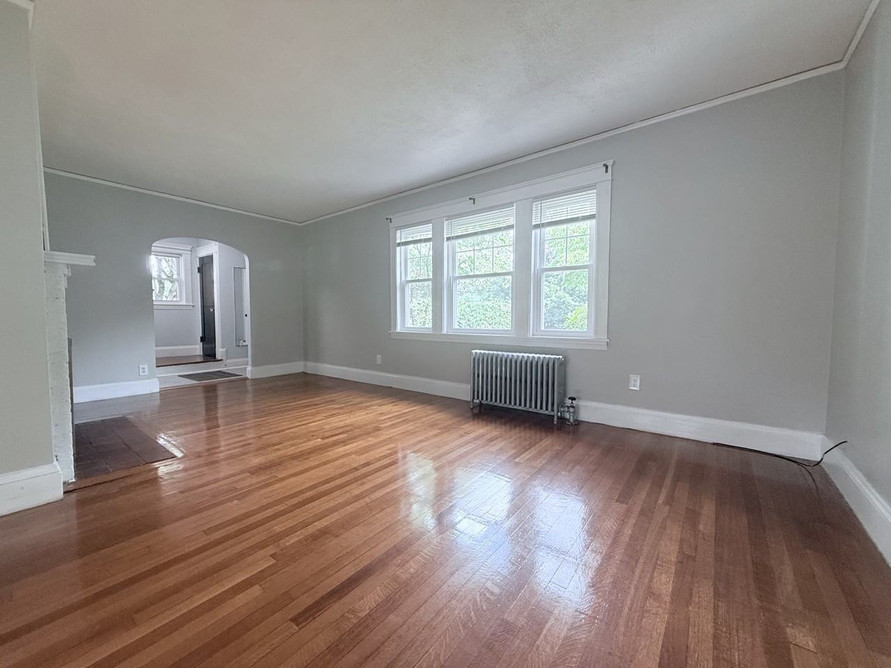 1639 Washington St - Photo 6 of 19