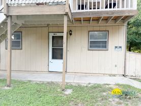 709 Green St Apt B #Apt B - Photo 1 of 1