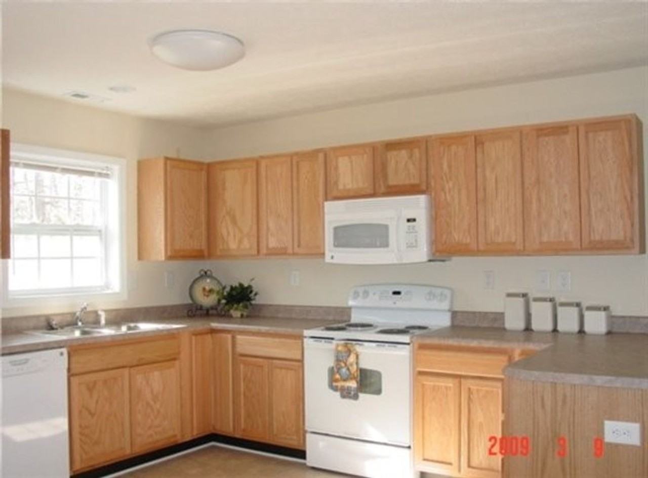 106 Stadiem Dr - Photo 4 of 9