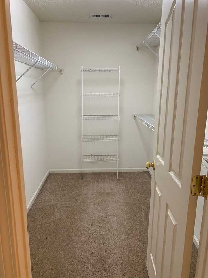 134 Springwood Ln - Photo 5 of 17