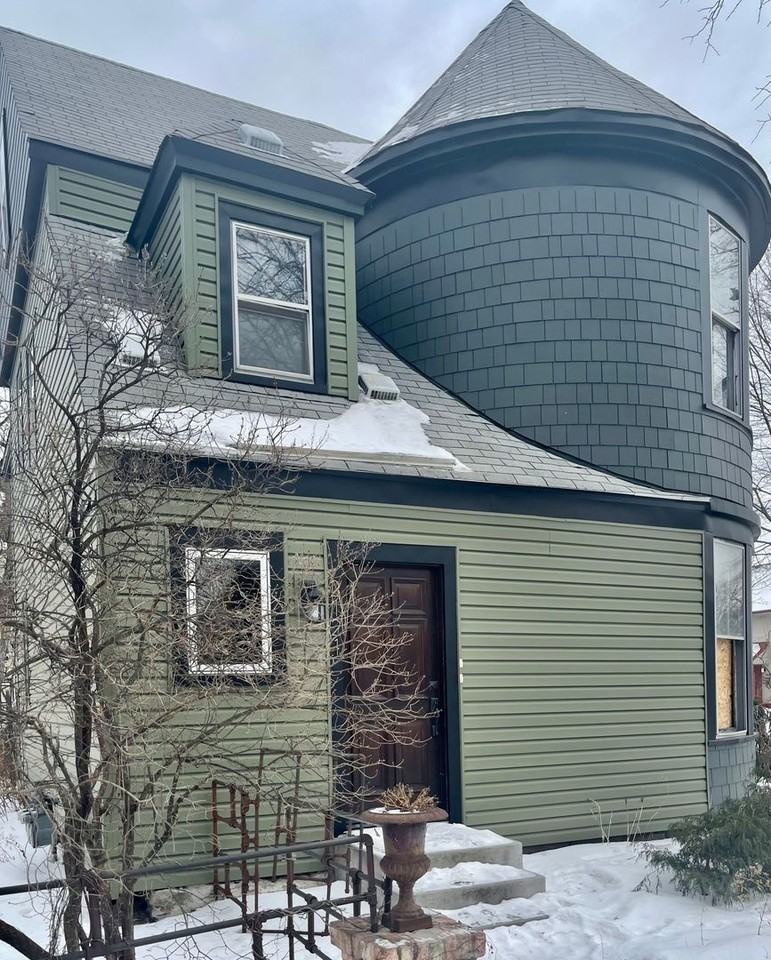 2121 11th Ave S - Photo 6 of 12