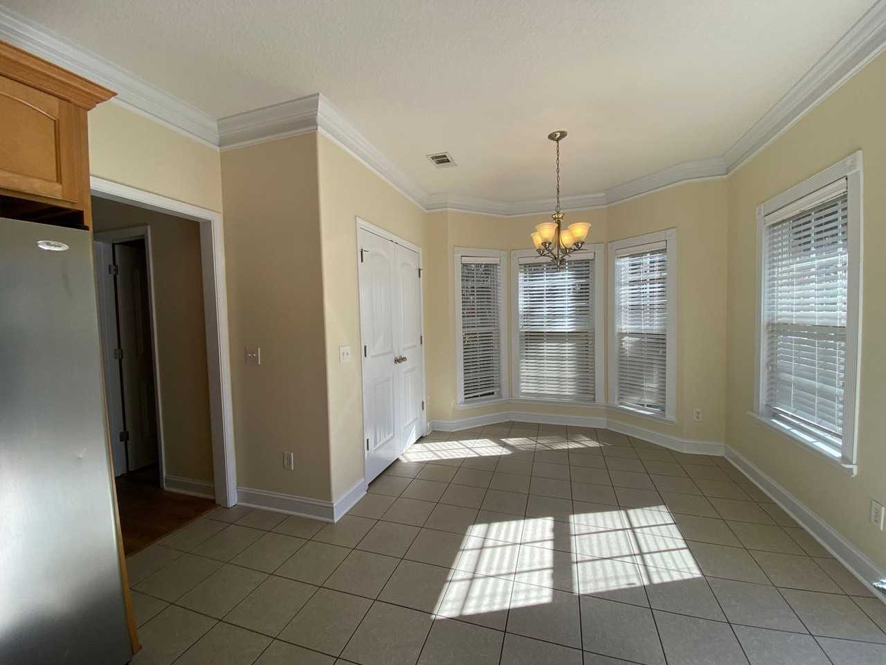 502D Bradwell St - Photo 4 of 16