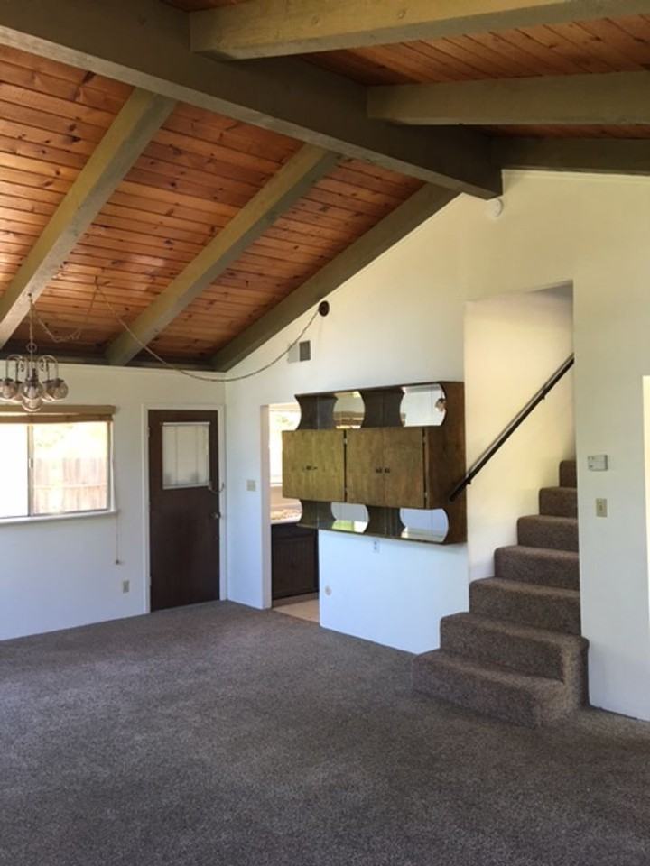 1445 San Francisco St - Photo 3 of 19