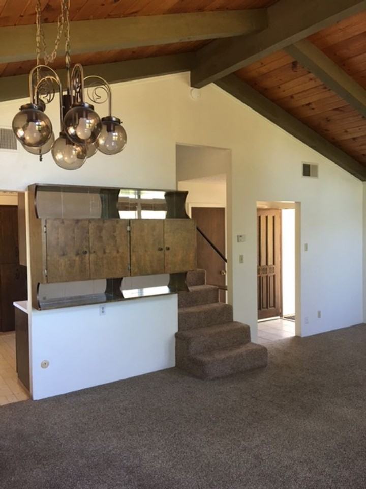 1445 San Francisco St - Photo 5 of 19