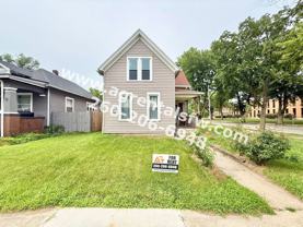 825 Eckart St - Photo 1 of 1