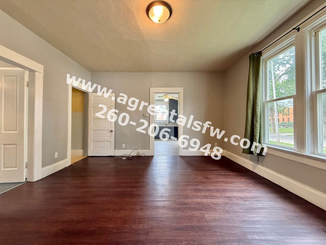 825 Eckart St - Photo 2 of 13