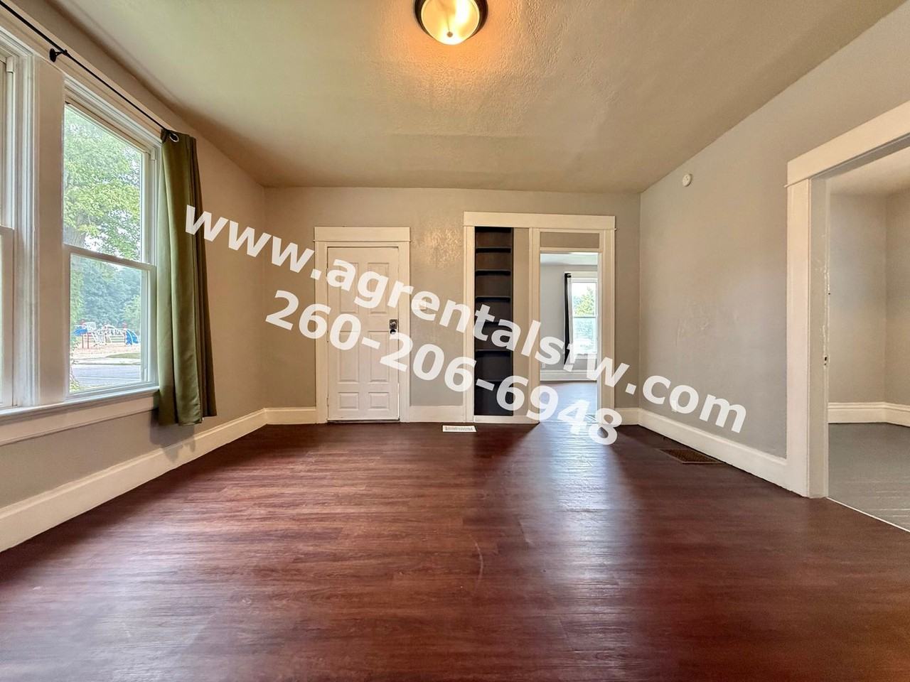 825 Eckart St - Photo 3 of 13
