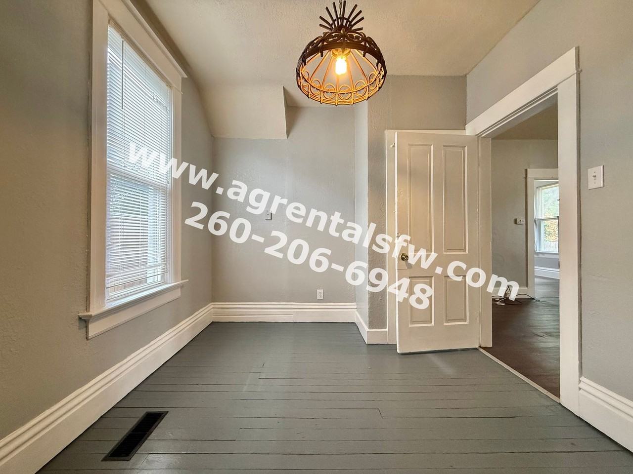 825 Eckart St - Photo 7 of 13