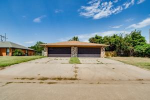 featured image of 819 N Eagle Ln