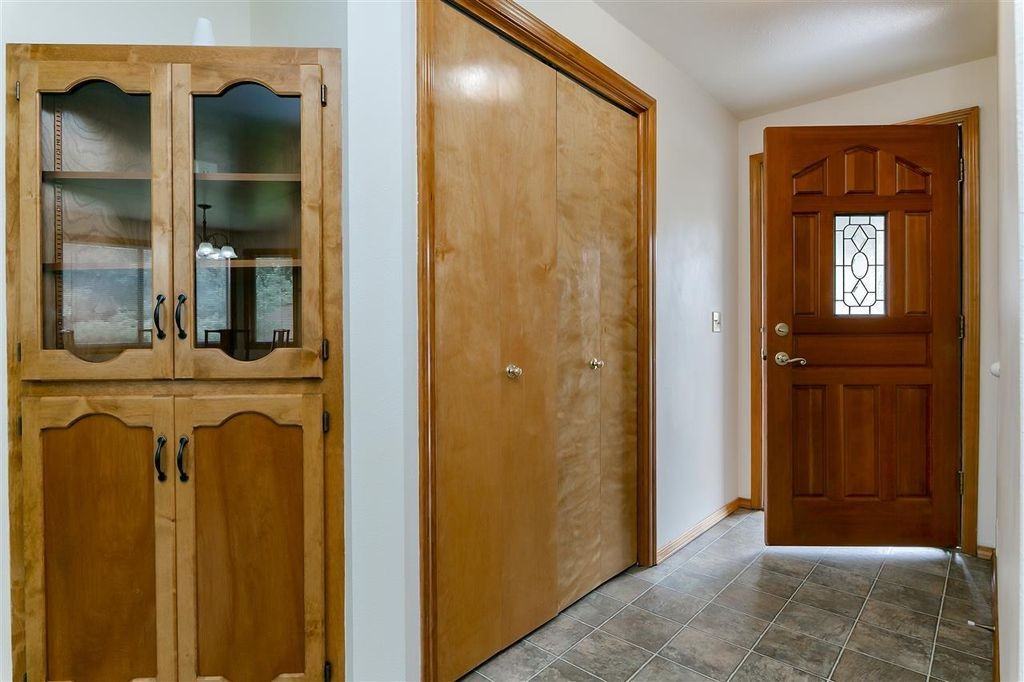 3177 E Stone Point Dr - Photo 2 of 18