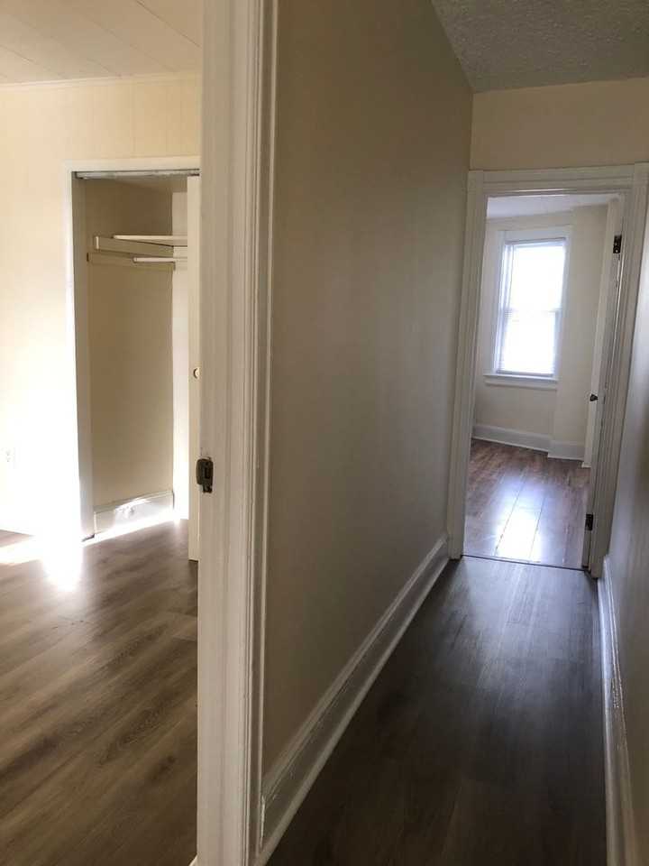 181 Anderson St - Photo 7 of 18