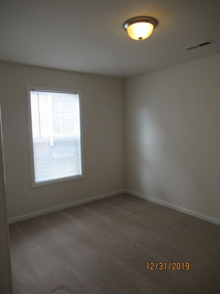 220 Roudabush Dr Nw - Photo 5 of 30