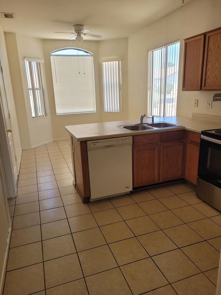 8817 N 65th Dr - Photo 3 of 6