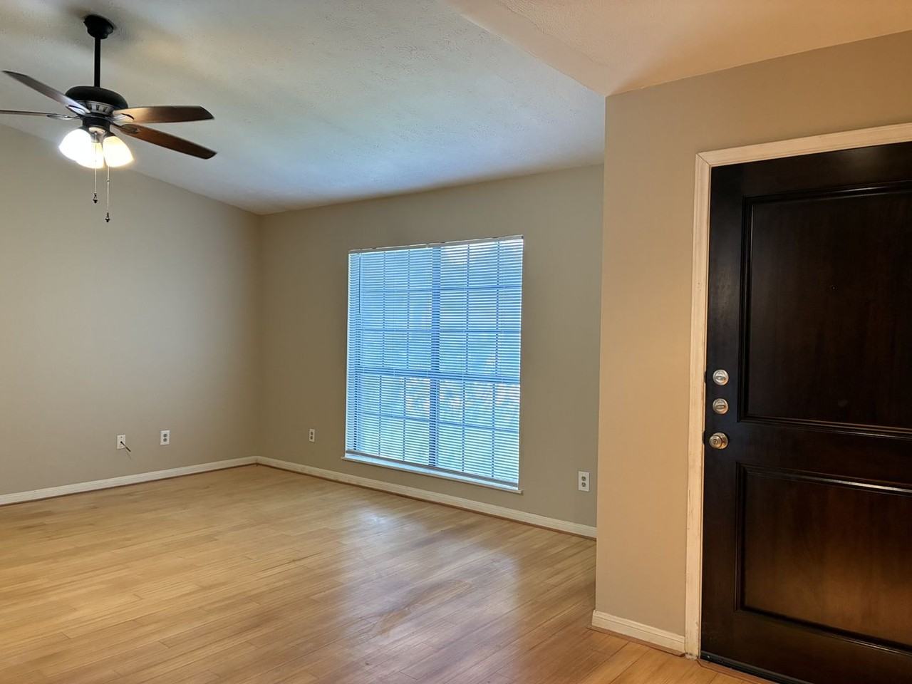 2715 Kingfisher Dr - Photo 5 of 27