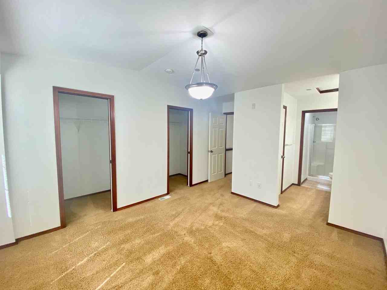 21345 11th Dr Se - Photo 5 of 16