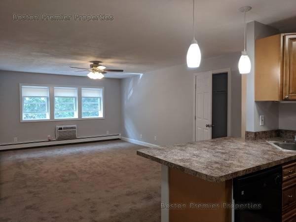 Sea St #5A - Photo 4 of 6