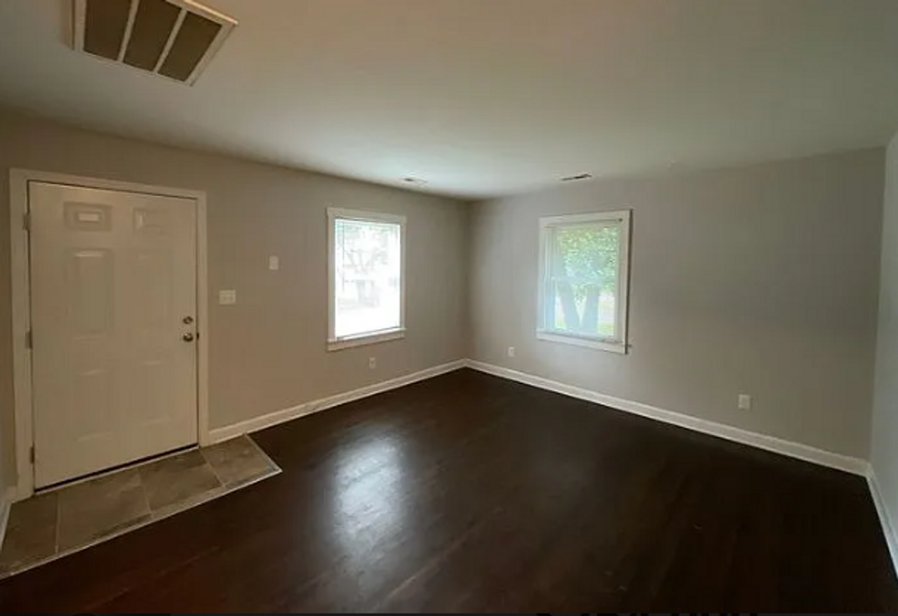 4201 Rutgers Ave - Photo 3 of 7