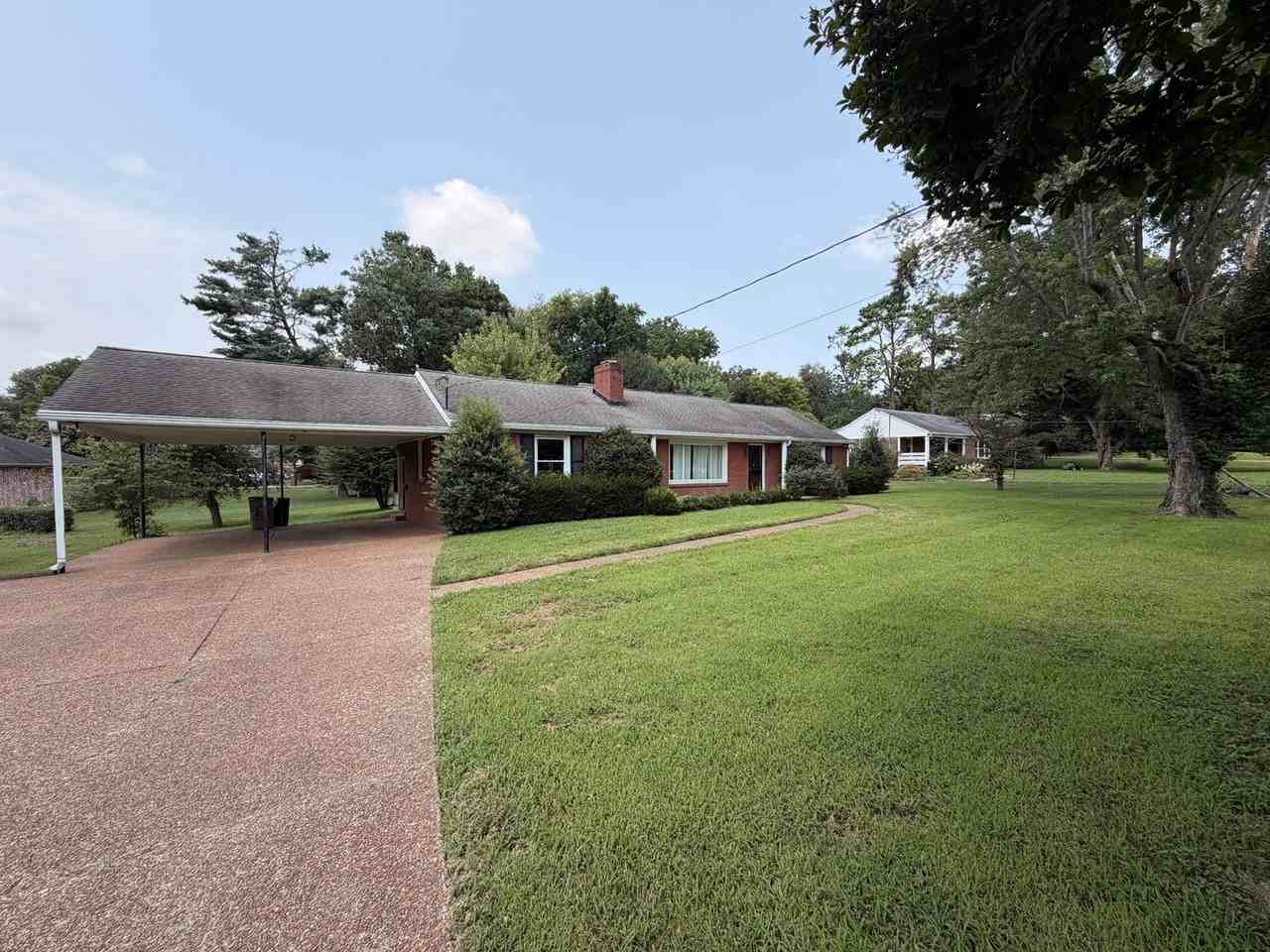 4953 Stillwood Dr