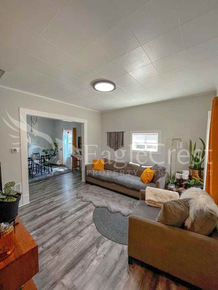 307 S Roosevelt St - Photo 4 of 27
