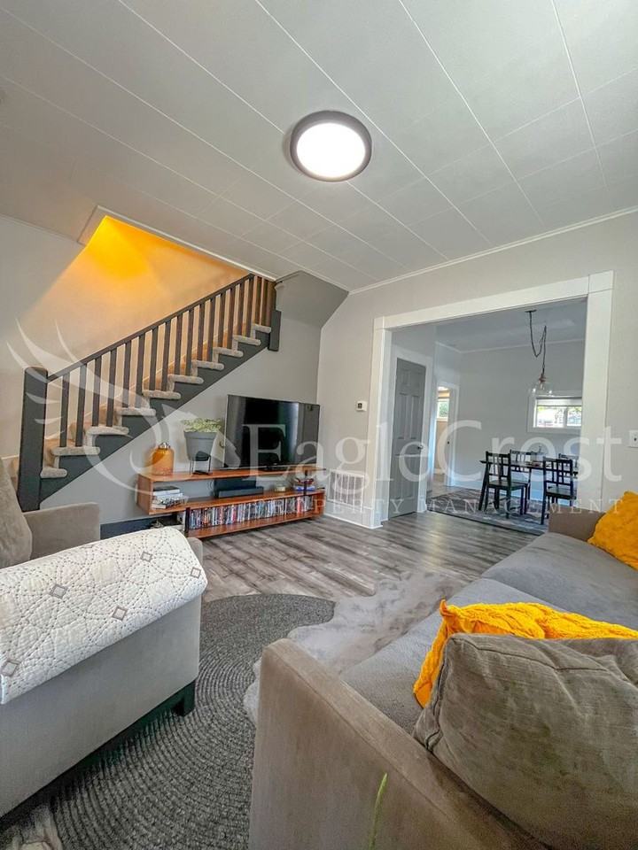 307 S Roosevelt St - Photo 5 of 27