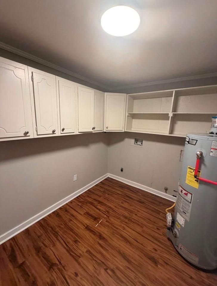 453 Dorchester Dr - Photo 6 of 9