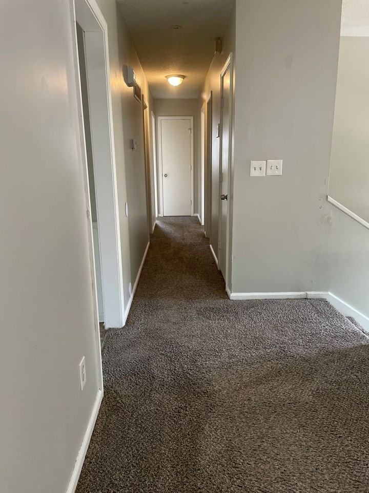 5409 E 100th St - Photo 4 of 12