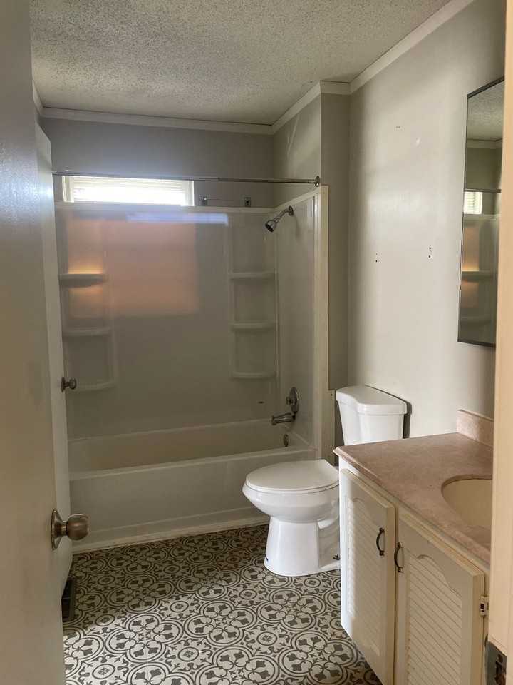 5409 E 100th St - Photo 7 of 12