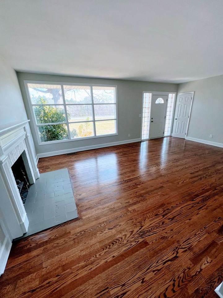 3328 Wards Rd - Photo 3 of 23